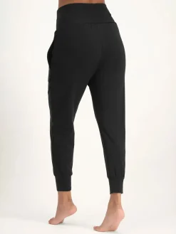 Bhumi Yoga Pants - Onyx Black