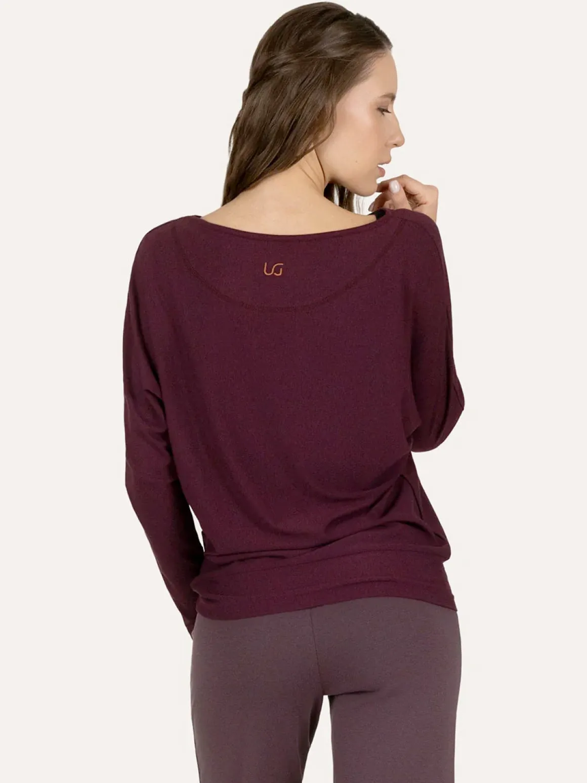 Budhi Long Sleeve Yoga Top - Fig