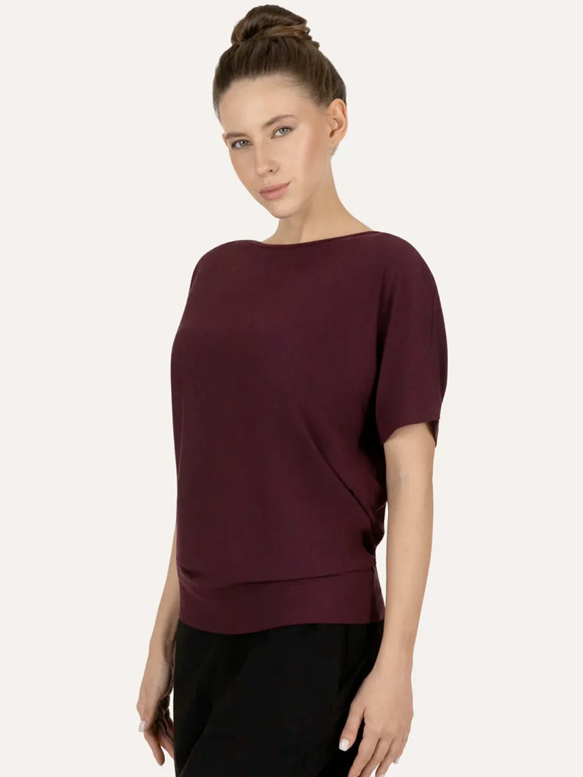 Budhi Short Sleeve Yoga Top - Fig