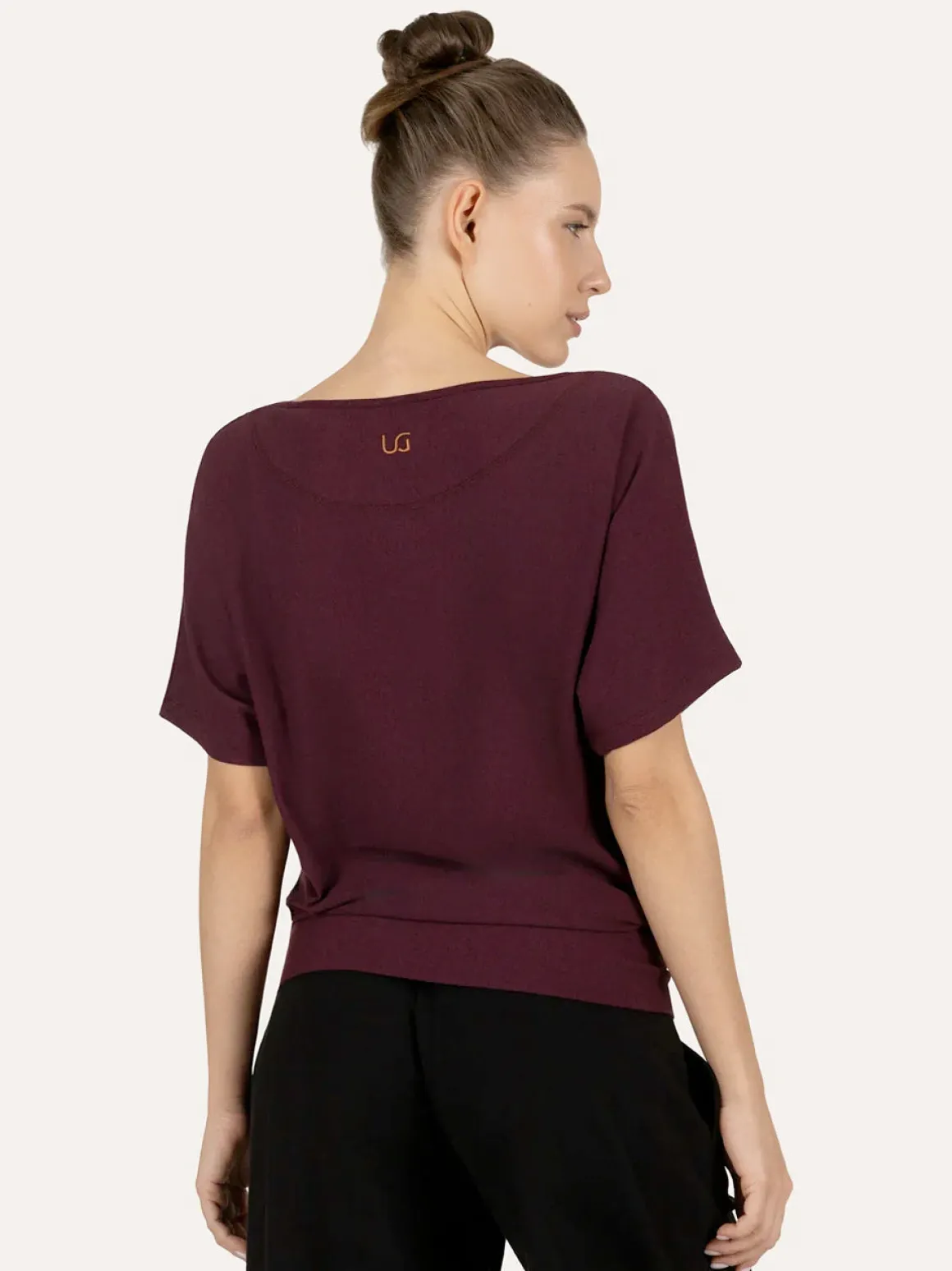 Budhi Short Sleeve Yoga Top - Fig