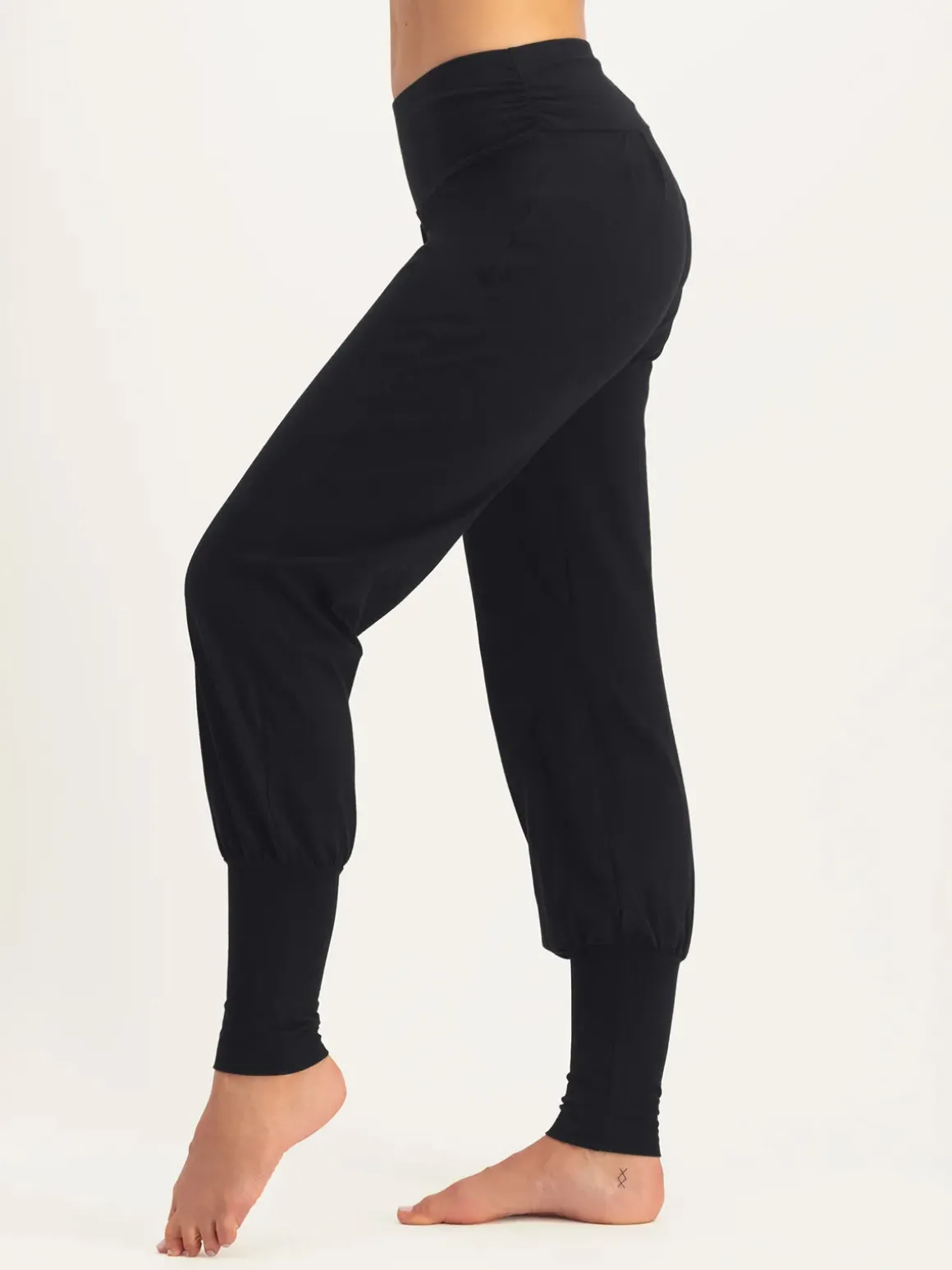 Dakini Harem Yoga Pants - Onyx Black
