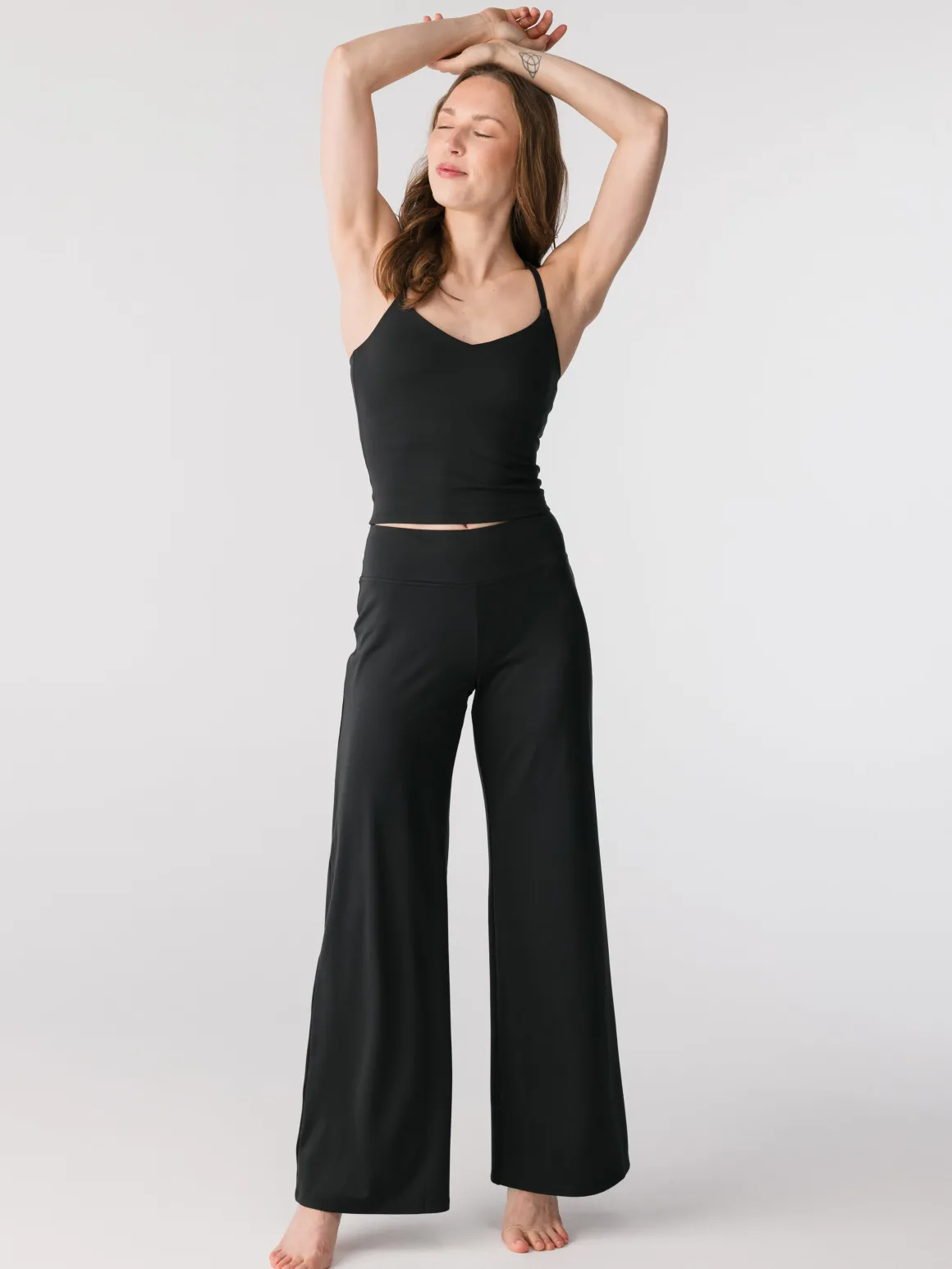 Float Ballet V-Neck Tank - Black