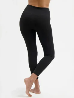 Isara 7/8 Yoga Leggings - Onyx Black