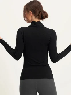 Ishtar Long Sleeve Yoga Top - Onyx Black