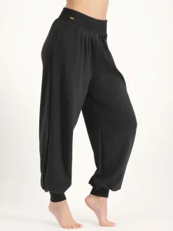 Jaya Harem Summer Yoga Pants - Onyx Black