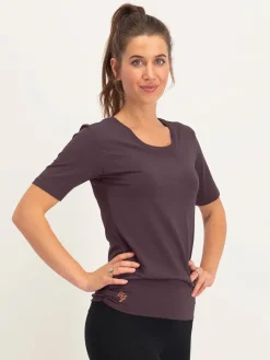 Kami Yoga Tee - Berry