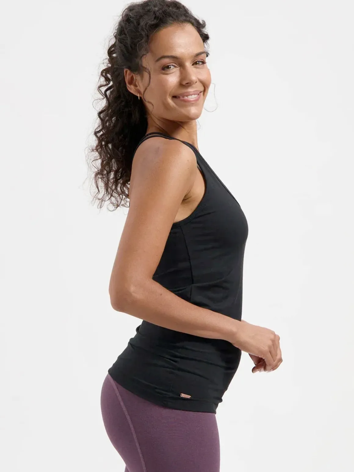 Lyrais Yoga Tank - Onyx Black