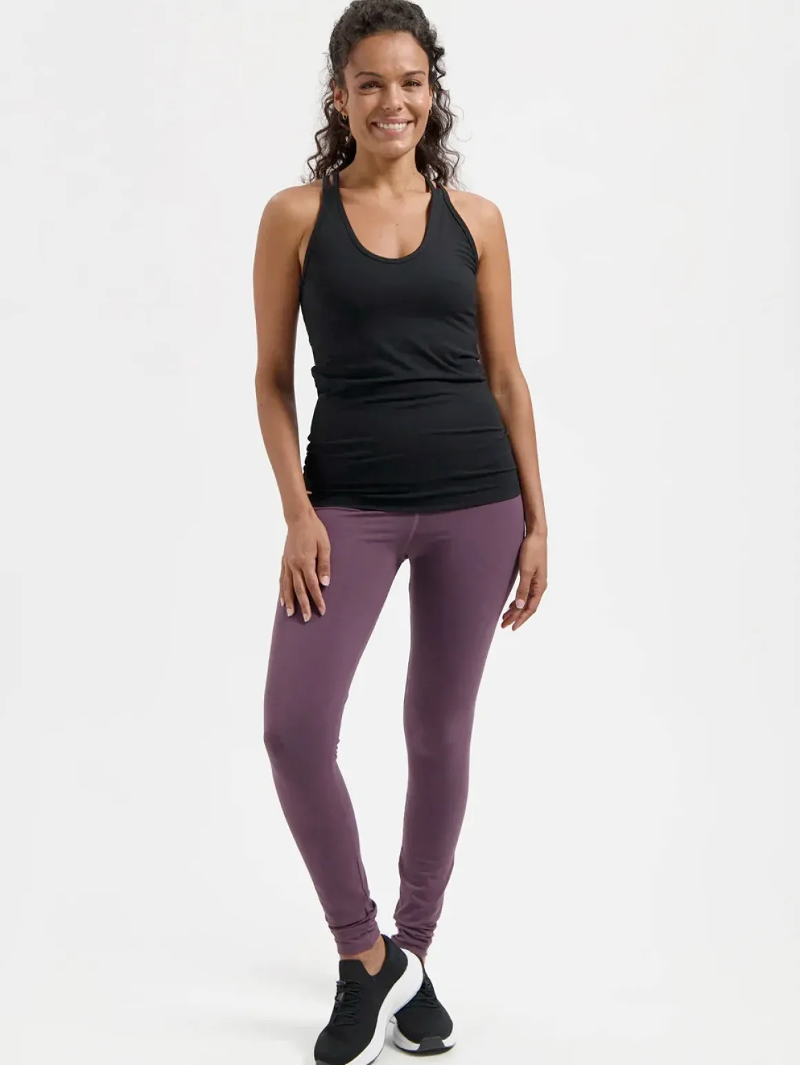 Lyrais Yoga Tank - Onyx Black