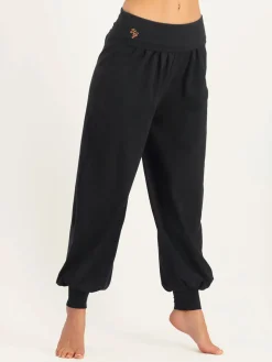 Rhea Yoga Pants - Onyx Black