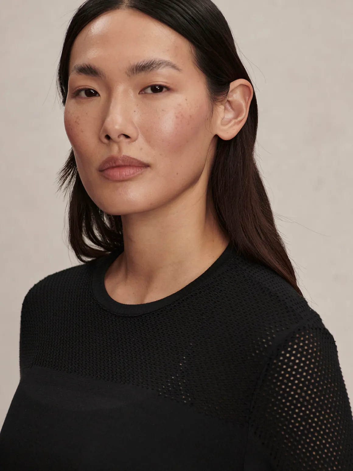 Samia Seamless Long Sleeve Tee - Black