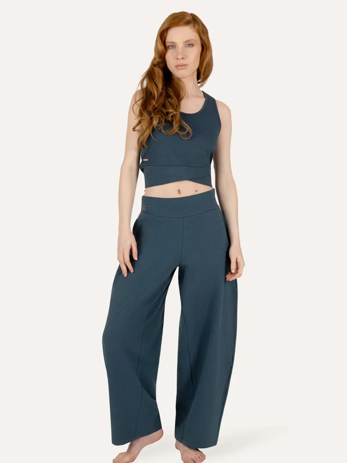 Sati Crop Yoga Tank - Orion