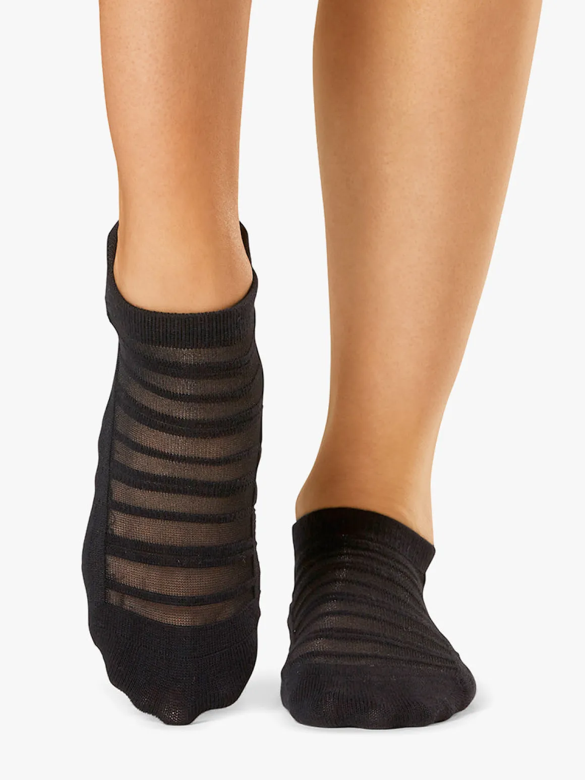 Savvy Breeze Grip Socks - Ebony