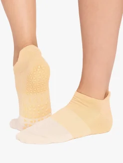 Savvy Grip Socks - Golden