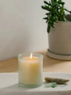St Eval Beachcombing Glass Candle - Sea Mist