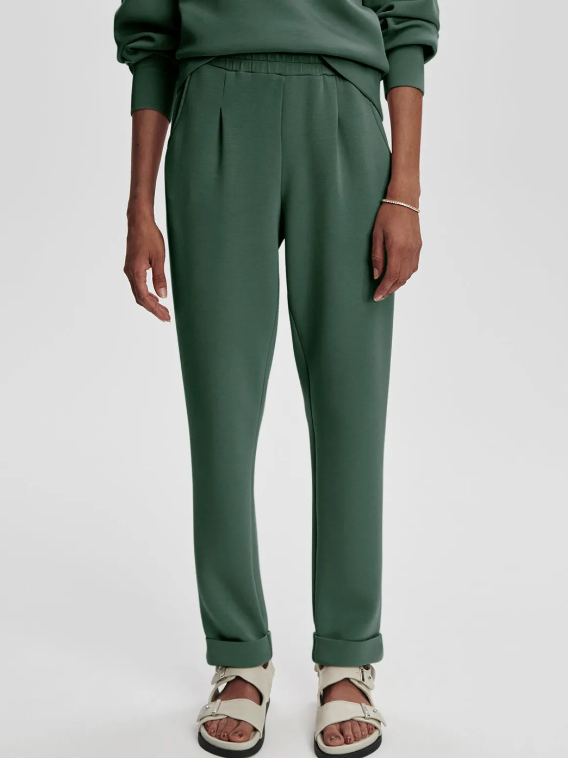 The Rolled Cuff Pant 25 - Cilantro