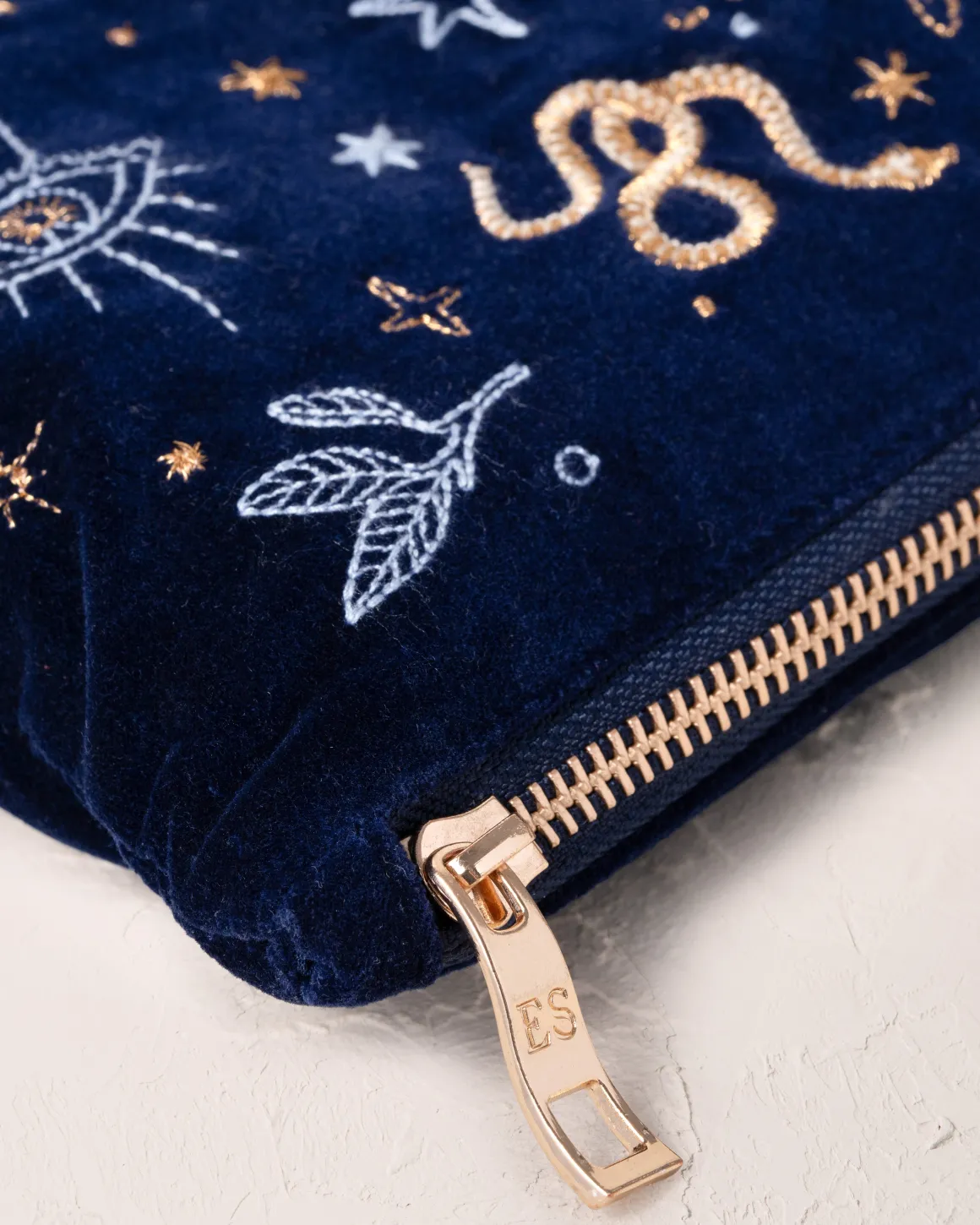 Velvet Everyday Pouch - Navy Boho Mysticism