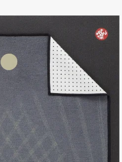 Yogitoes Yoga Mat Towel - Chorus